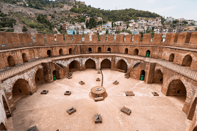 alanya gezilecek yerler